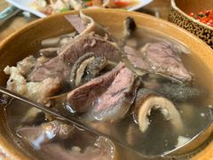 -汤锅大王(新平曹苏黄牛汤锅有限公司)