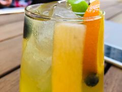 -星巴克(港汇1号办公楼店)