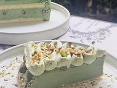 开心果抹茶蛋糕-绿房子方寸咖啡(星海名城店)