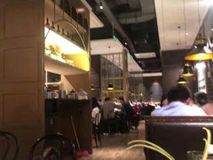 大堂-钱小奴海鲜自助黑金店(杭州滨江龙湖店)