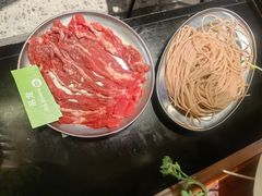 -楠小云·云南鲜菌·鲜牛自助火锅(九眼桥店)