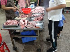 -标记美食新鲜猪杂(兴南大道店)