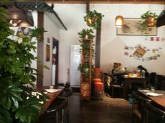 大堂-东家小院金汤酸菜鱼(南阳路店)