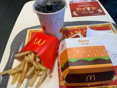 -麦当劳(东大桥店)