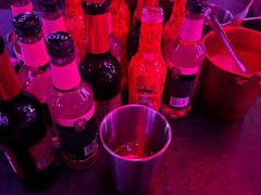 -南京天堂隔壁酒吧