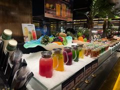 -钱小奴海鲜自助黑金店(杭州滨江龙湖店)