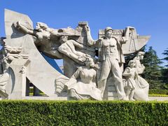 -上海市龙华烈士陵园