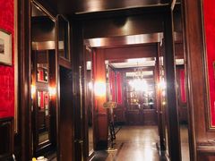 -Cafe Sacher(WIEN)