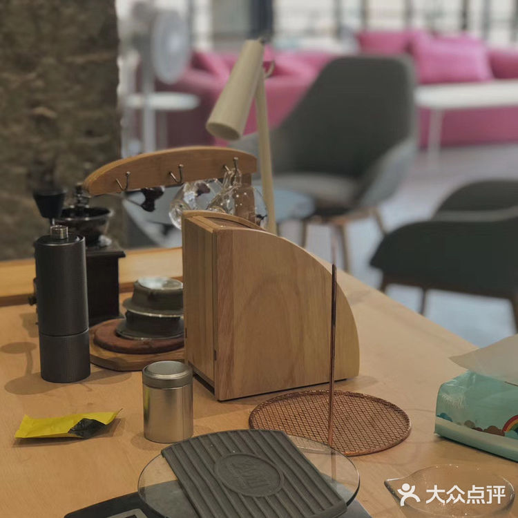 泉州一隅｜周末来看展喝咖啡☕️[调皮]