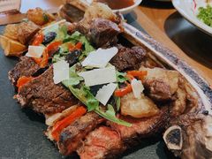 战斧牛排配黑松露-MOMENTI手工意面(晶耀前滩店)