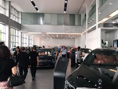 -奔驰上海利星(七宝店)
