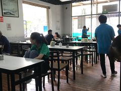 大堂-清真永恒华威肉饼(潘家园店)