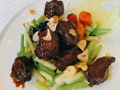 黑金雪花牛肉粒-上海和平饭店龙凤厅 Dragon Phoenix