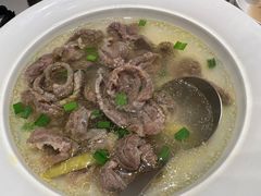 清水煮牛肉-绿杨春·淮扬宴(庐山路店)