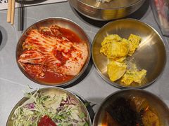 -草家酱蟹炭火烤肉店(珲春南路一店)