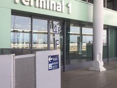 -关西国际机场直营免税店