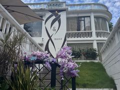 -Mark&Mars Restaurant