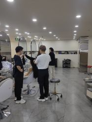 点击看大图 -DX HAIR SALON·发现未知美发沙龙