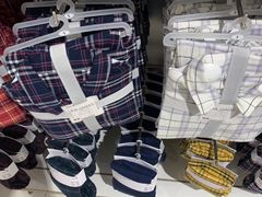 -优衣库(青岛伟东乐客城店)