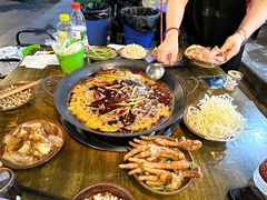 -黄潇洒老火锅(九眼桥宏济巷店)