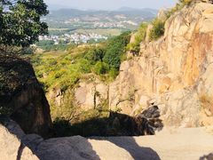 -灵岩山风景区