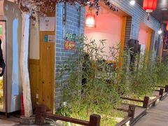 -三道苗苗鱼·美蛙黄辣丁(八里店)