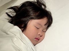 -希岸·轻雅酒店(广州白鹅潭艺术中心花地湾地铁站店)