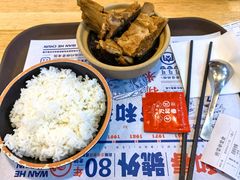 -万和春排骨砂锅米饭(新业广场店)