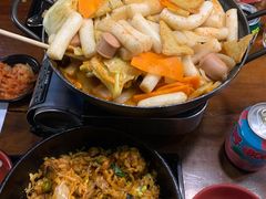 炸鸡辣炒年糕锅-米屋石锅拌饭(师大店)