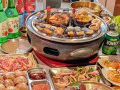 -围炉肉舍•炭烤活鳗•丹东海鲜烤肉(步行街店)