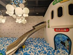 -涨巢·潮玩水疗局