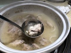 -煲大王猪肚鸡·椰子鸡火锅(红谷滩万达店)