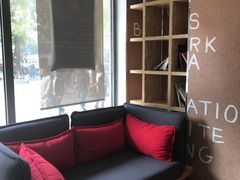 -宜必思酒店(北京三里屯呼家楼地铁站店)