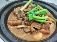 生焖羊肉煲-新兴家喻酒家·羊城名宴(昌岗店)