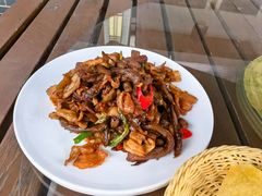 萝卜干炒五花肉-逸谭山房