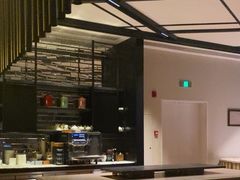 -瑰丽酒店·海吧·天际下午茶·现场DJ·天台酒吧
