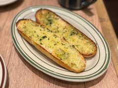 -玛格萝妮比萨屋(四平店)