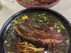 -小龙大肉面馆