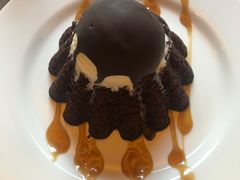 驰名巧克力熔岩蛋糕-Chili's Cafe&Bar奇利斯(滨江店)