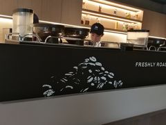 -瑞幸咖啡(巴黎春天陕西路店)