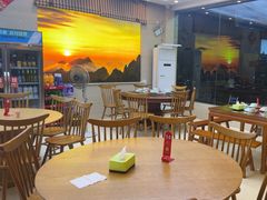 -自游人·美食一楼