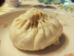 -白玉兰食品甜凤店(合生汇店)