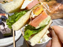 -W COLLECTIVE  DESSERT SHOP