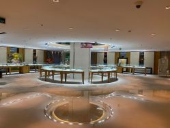 -北京七彩云南翡翠珠宝旗舰店(月坛店)