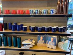 -星巴克臻选(杭州嘉里中心1F店)