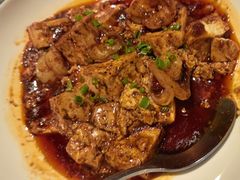 -八府香鸭·啫啫煲(华山路店)