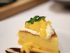 -龙虾酒吧扒房(宁波香格里拉店)