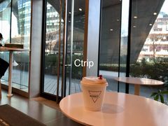 靠窗位-Manner Coffee(凌空SOHO店)