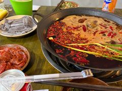 -黄潇洒老火锅(九眼桥宏济巷店)