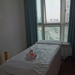 -时尚妈咪产后修复中心